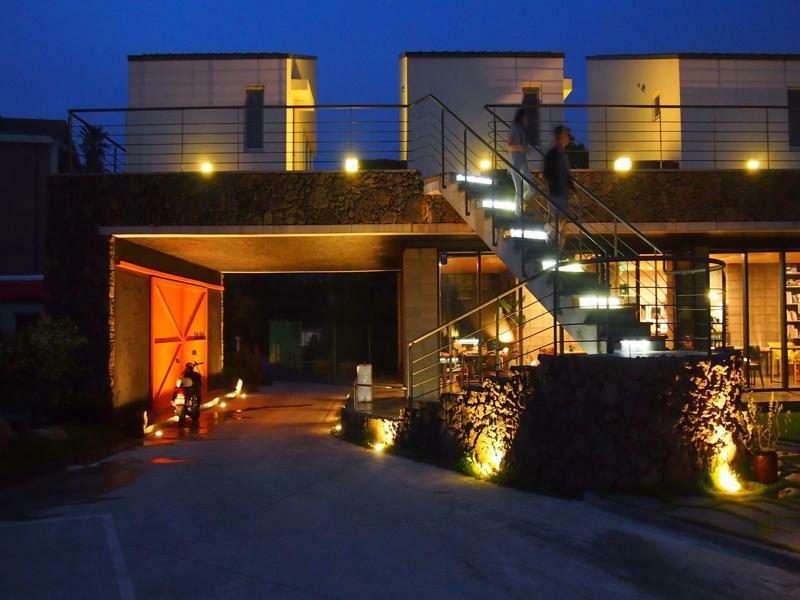 Eridu Cafe N Beds Hotel Seogwipo Exterior foto